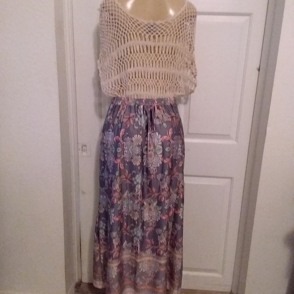 Charlotte Russe Top - Picture 7 of 14